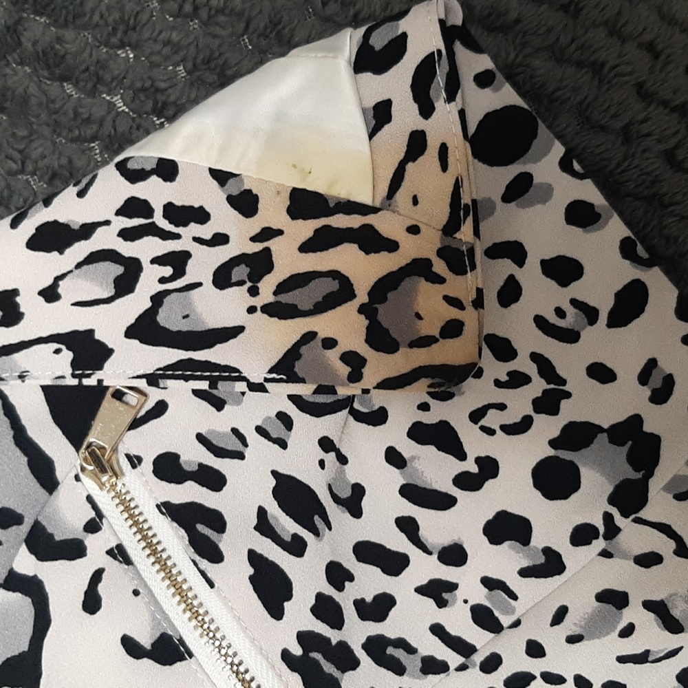 Caché leopard blazer - image 4